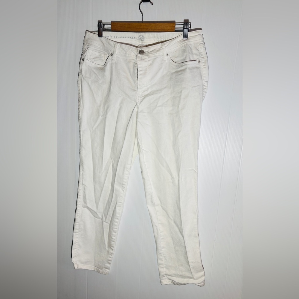W62 White Denim Jeans size 14